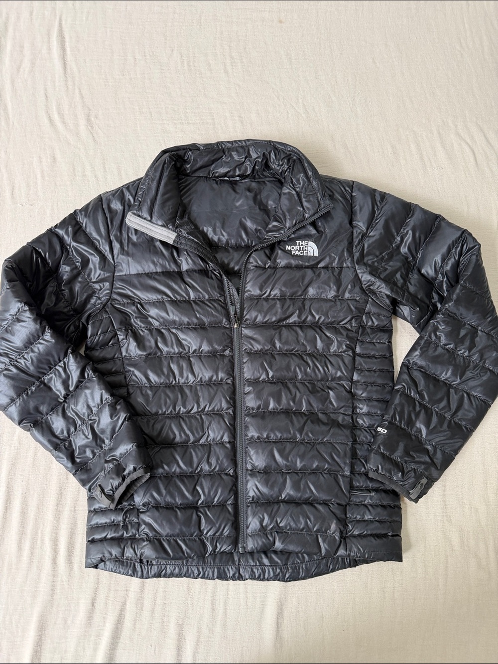 The North Face mens Black Quilted Packable Puffer Jacket